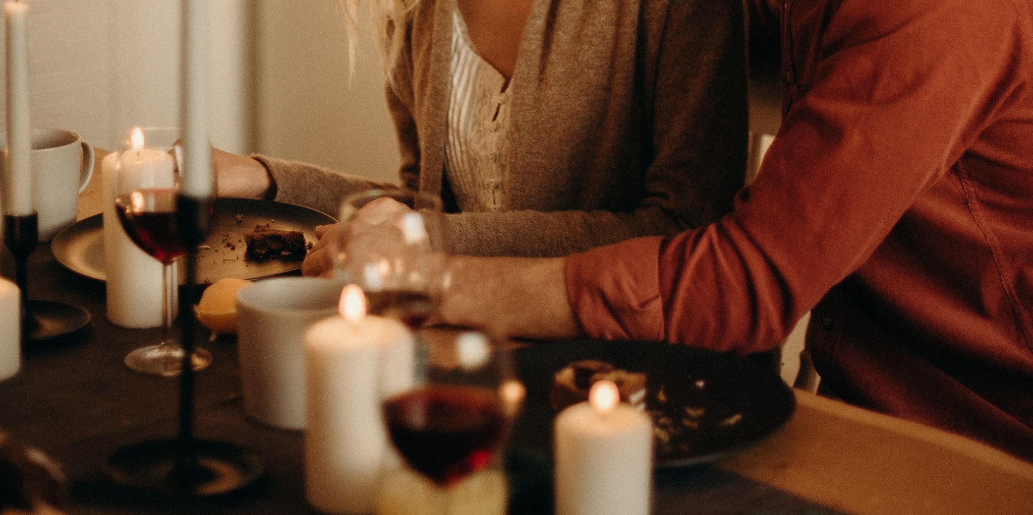 How to Set the Mood and Create Ambience with Candles for Date Night