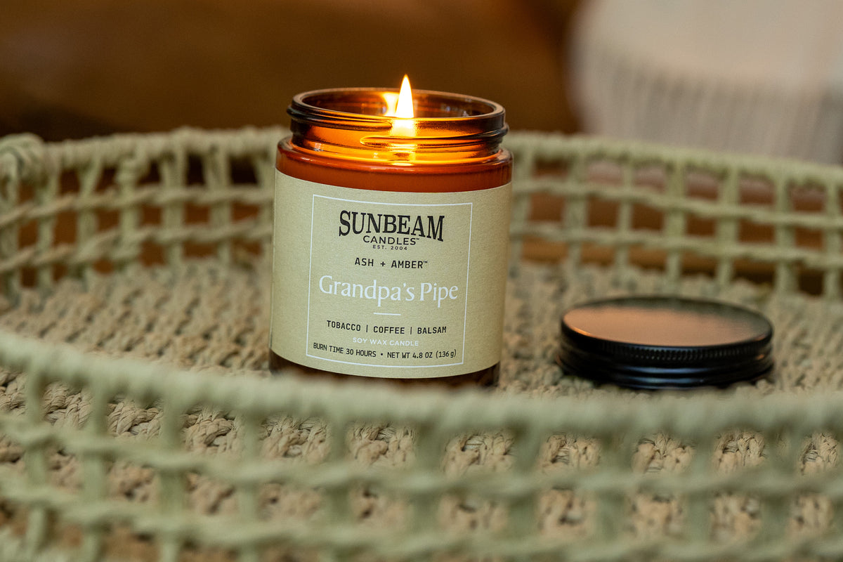 woodsmoke and tobacco candle Grandpa's Pipe - Tobacco | Coffee